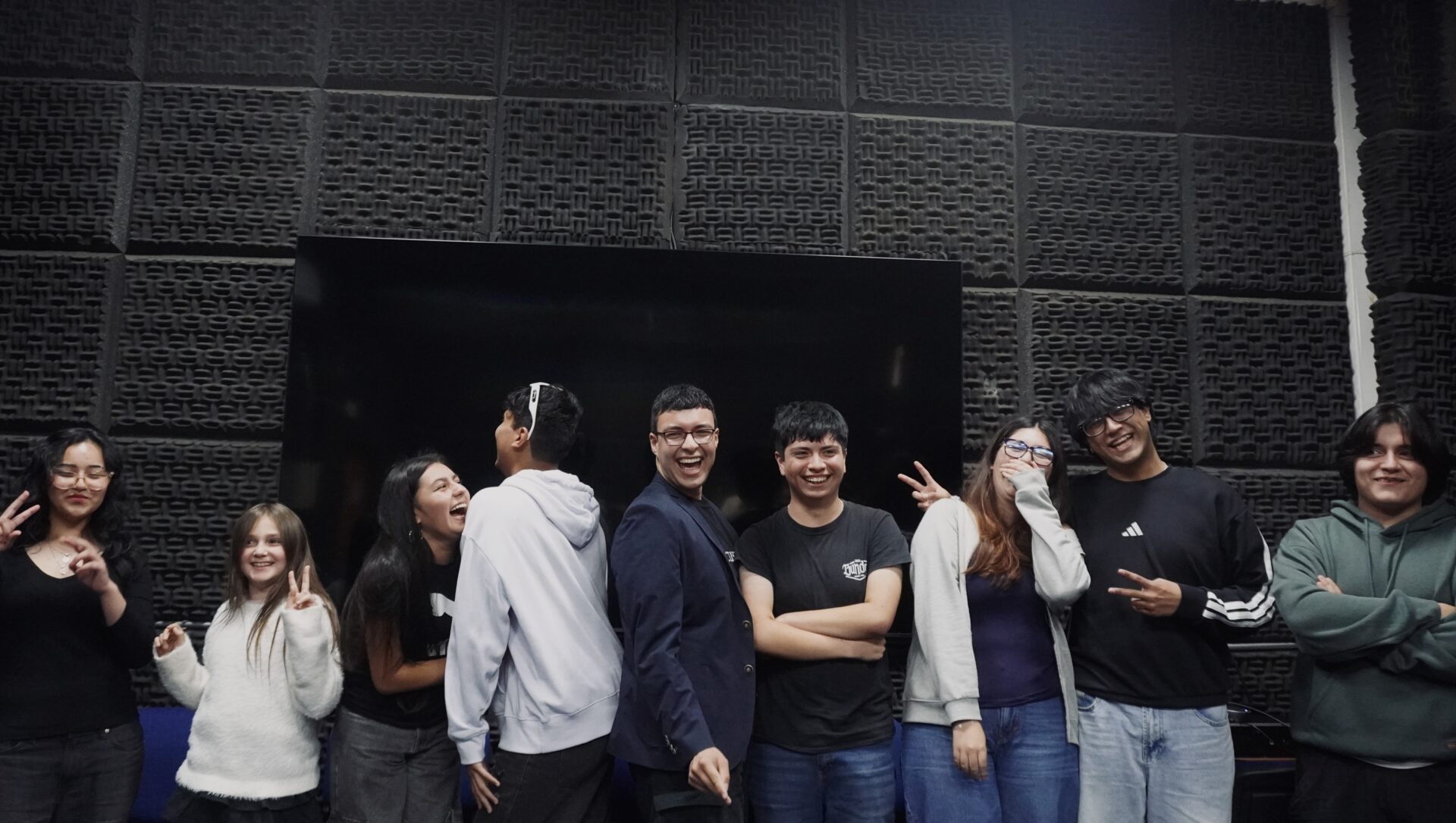 Integrantes en reunión en GORE Los Ríos